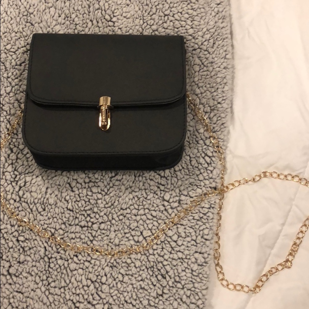 Black Chain Purse